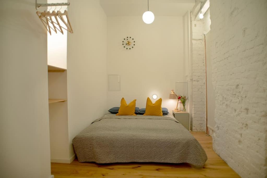 Spacious In Kreuzberg Берлин