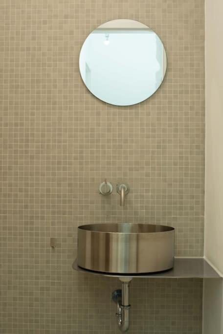 Апартаменты Spacious In Kreuzberg *